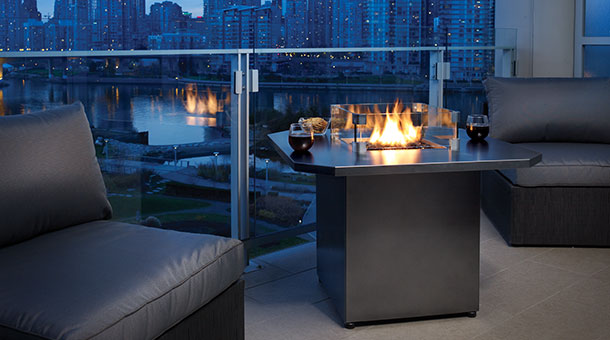 Regency PTO28CIT Contemporary Outdoor Gas fireplace firetable